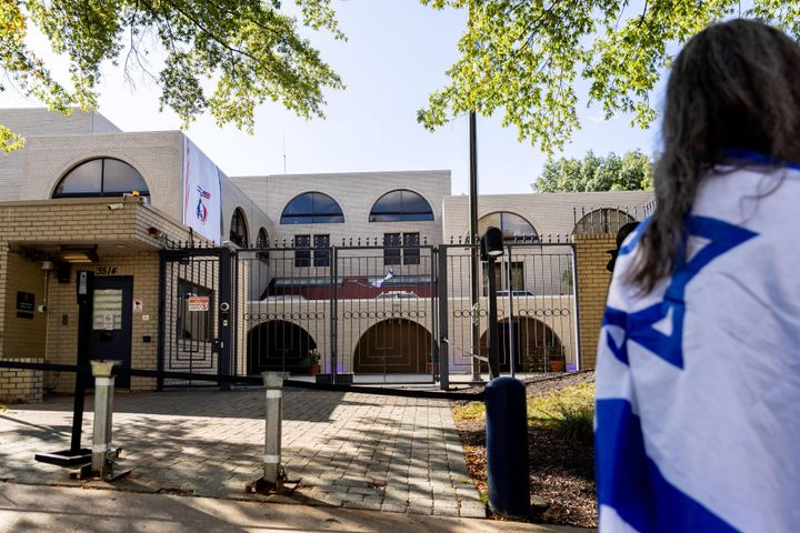 アメリカ・ワシントンD.C.にあるイスラエル大使館（2023年10月8日