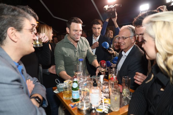 Συνάντηση του προέδρου του ΣΥΡΙΖΑ - Προοδευτική Συμμαχία με τους βουλευτές του κόμματος, για ποτό σε μπαρ της Αθήνας, μετά το τέλος των εργασιών του 4ου Συνεδρίου, Κυριακή 25 Φεβρουαρίου 2024. (ΓΙΑΝΝΗΣ ΠΑΝΑΓΟΠΟΥΛΟΣ/EUROKINISSI)
