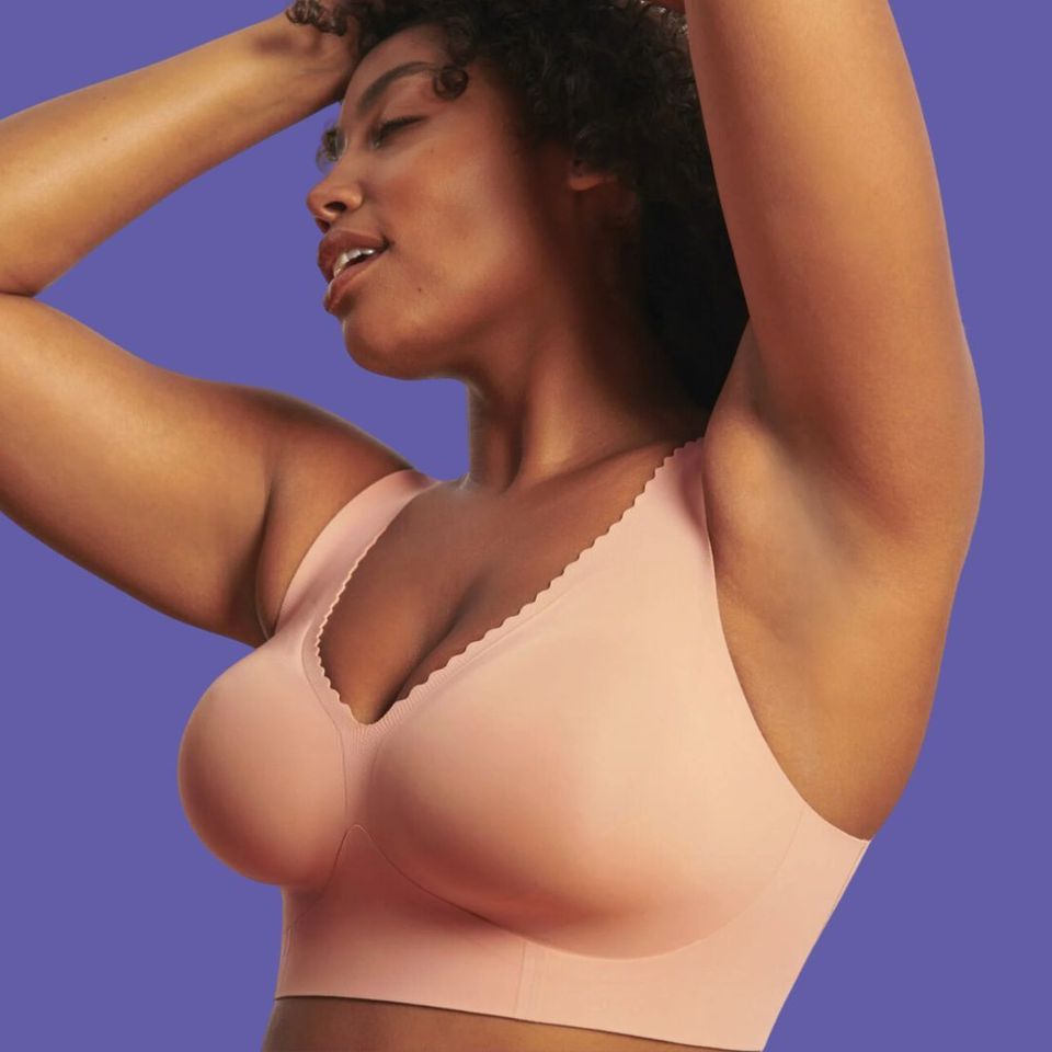 This bra helps to hide back fat, side bra bulge. 💅⁠Getting a major lift  without an underwire is possible. ✨Up to 20% off now! Get Yours>>