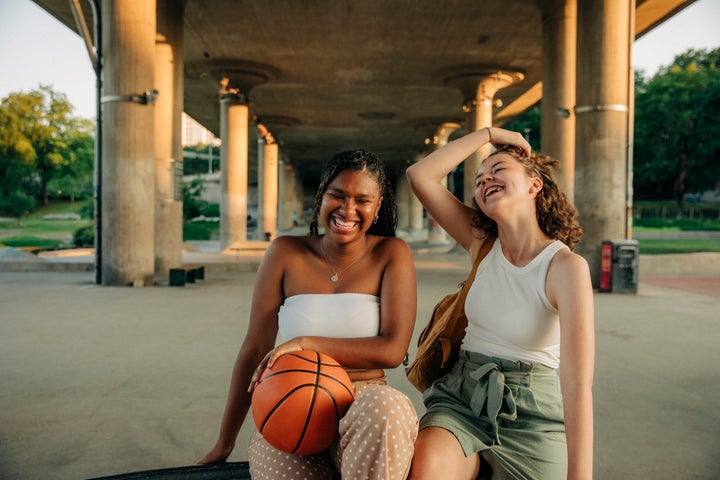 Gen Z Leaves Their Phone On 'Do Not Disturb' All Day, And The Reason Why Is Pretty Smart 4 “I could see Gen Z using DND as a tool to set boundaries,” said psychotherapist Lauren Larkin.