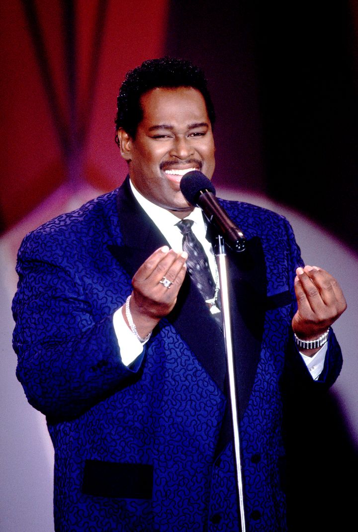 Luther Vandross performing in 1989