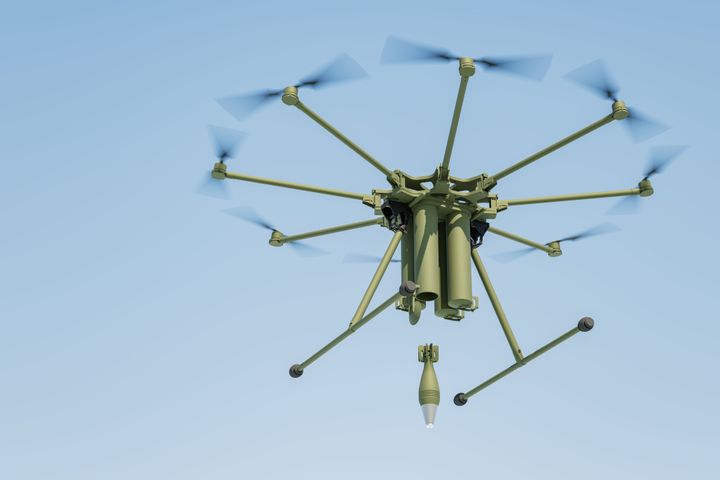 Στρατιωτικής χρήσης drone, σε συνθήκες άσκησης.