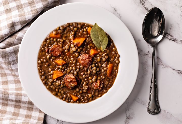 The lentils seen here can be high in salicylates, and the sausage can contain histamines.