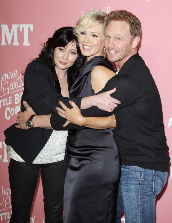 Shannen Doherty, Jennie Garth and Ian Ziering arrive at Jennie Garth's 40th birthday celebration on April 19, 2012 in West Hollywood. 