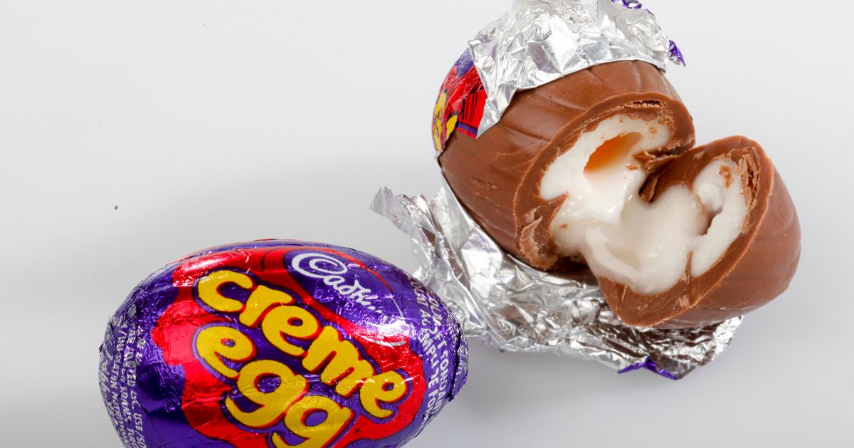 The Ingredient That Makes Cadbury Creme Egg Yolks Yellow Huffpost Uk Life