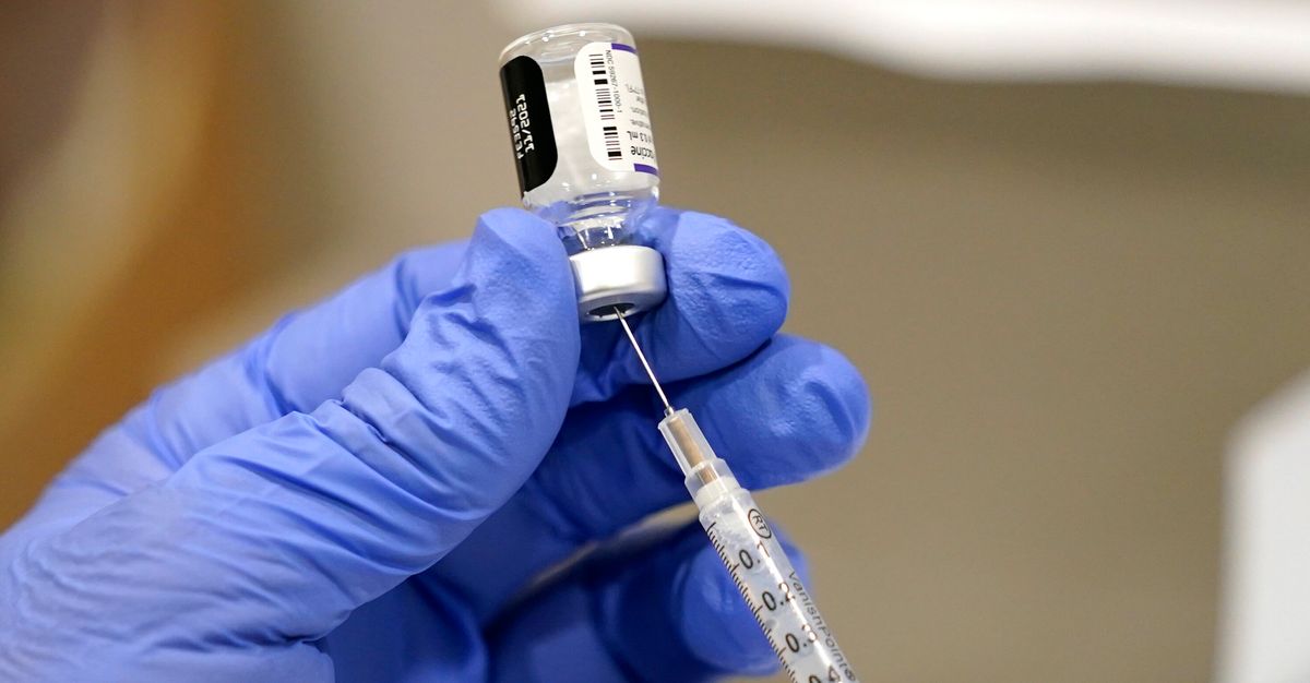 科学家对一名声称接种了 217 剂新冠疫苗的男子进行了研究。 这是他们的发现。