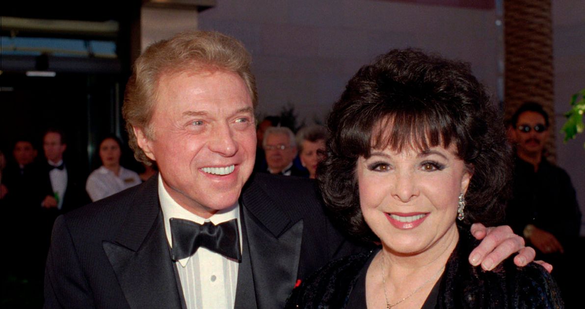 Singer Steve Lawrence Dies At 88 From Alzheimer's Complications