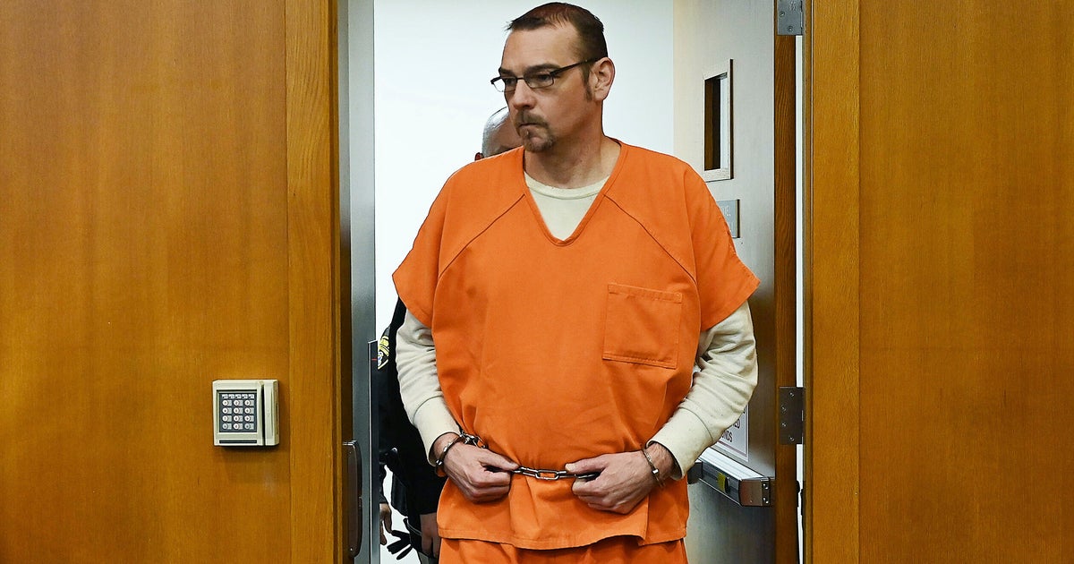 Michigan Mass Shooter's Dad Has Jail Phone Calls Limited After Making Threats: Sheriff