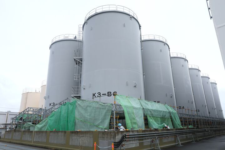 福島第1原発構内の処理水タンク。2023年8月に海洋放出が始まり、一部はためていた処理水を流し終えた（2024年1月22日撮影）