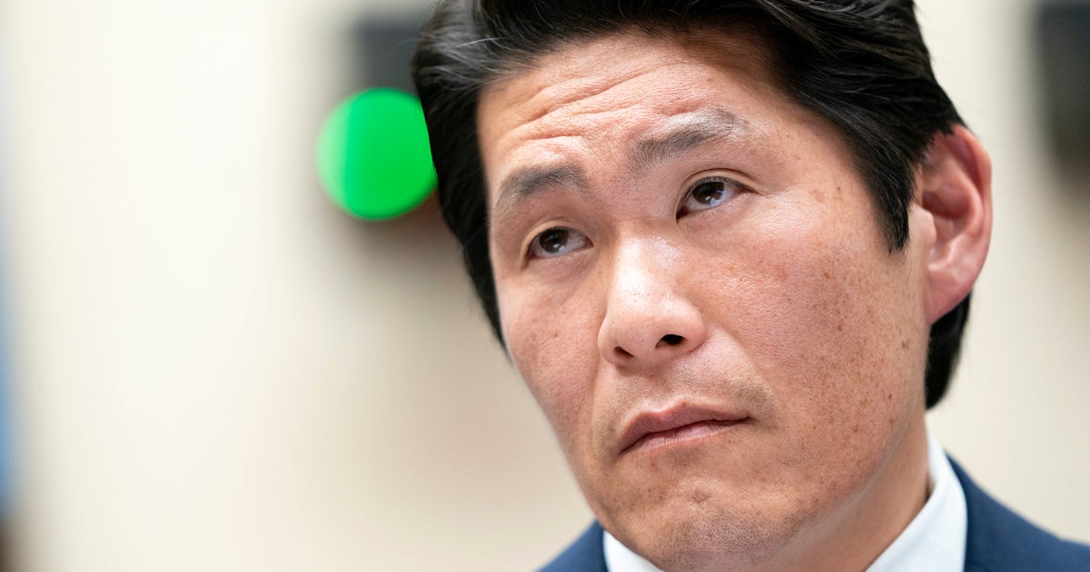 Robert Hur Admits Telling Biden He Seemed To Have 'Photographic Recall'