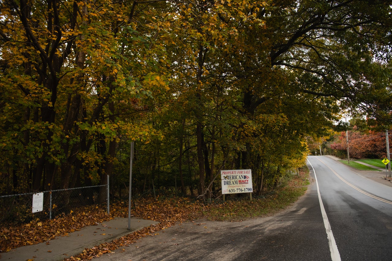 Grundstückskauf für einen islamischen Friedhof in Bellport, New York.