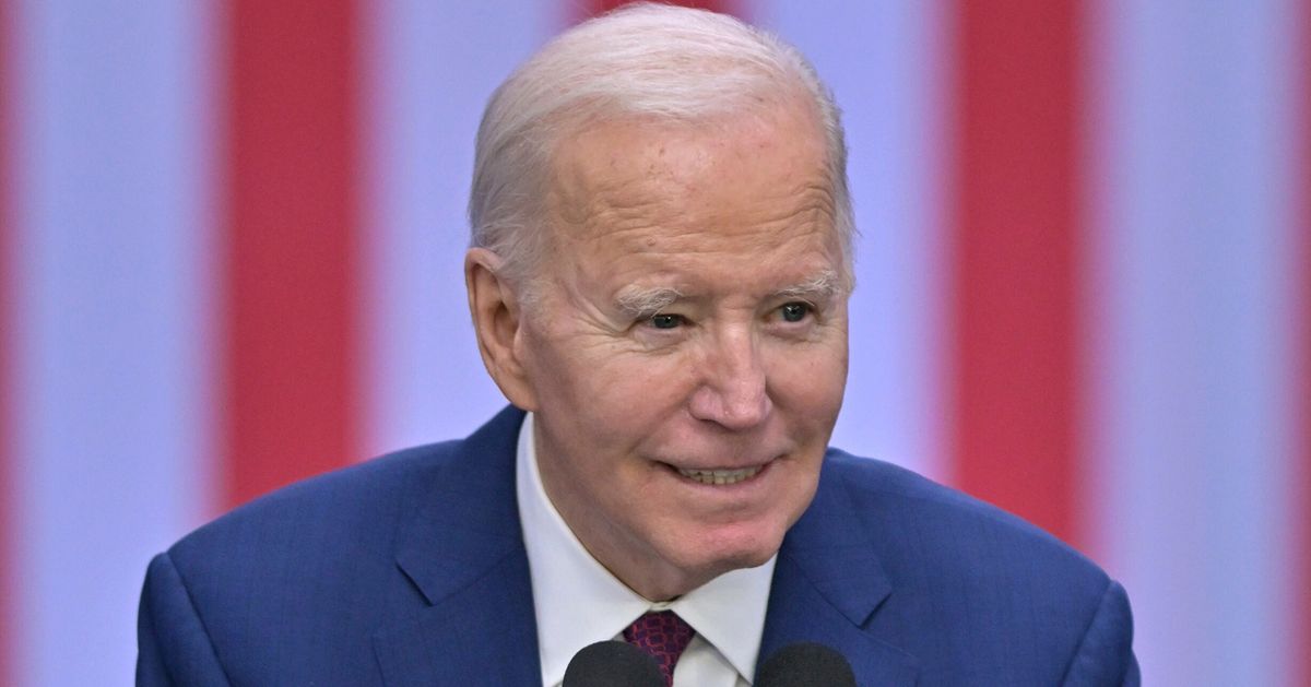 Biden Takes Down Trump With 3-Word Punchline At DC Roast