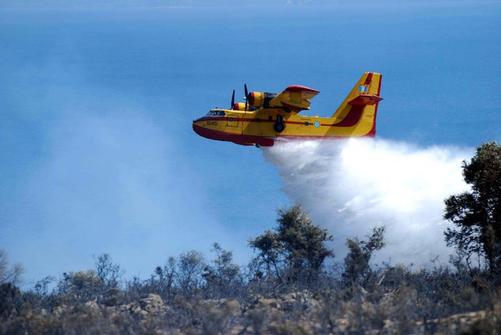 Με 7 νέα αεροσκάφη τύπου Canadair θα ενισχυθεί η χώρα