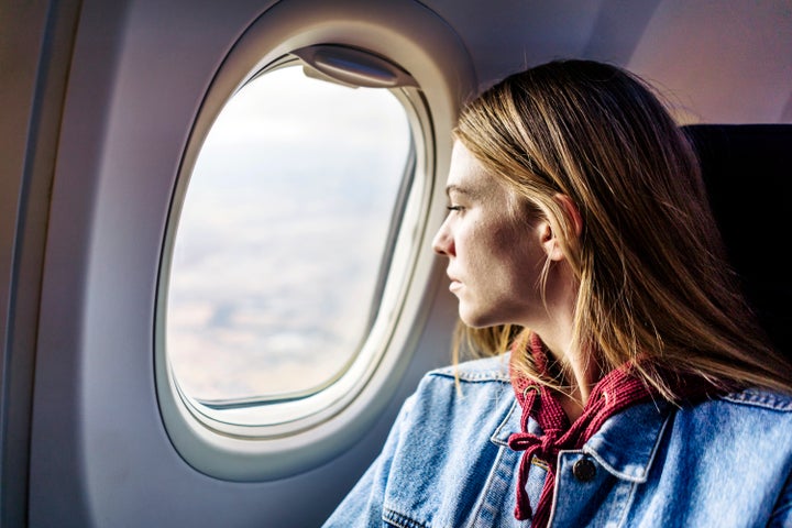 If you feel yourself tense up during turbulence, this advice from flight pros can help.