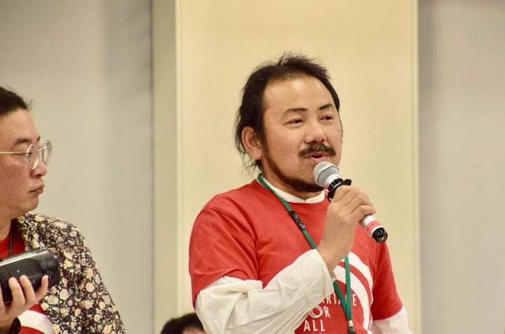 （左から）川田有希さんと田中昭全さん