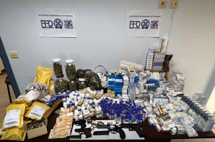 Από τη Διεύθυνση Οικονομικής Αστυνομίας εξαρθρώθηκε διεθνική εγκληματική οργάνωση τα μέλη της οποίας διακινούσαν παράνομα αναβολικά, φαρμακευτικά σκευάσματα και ακατέργαστη κάνναβη