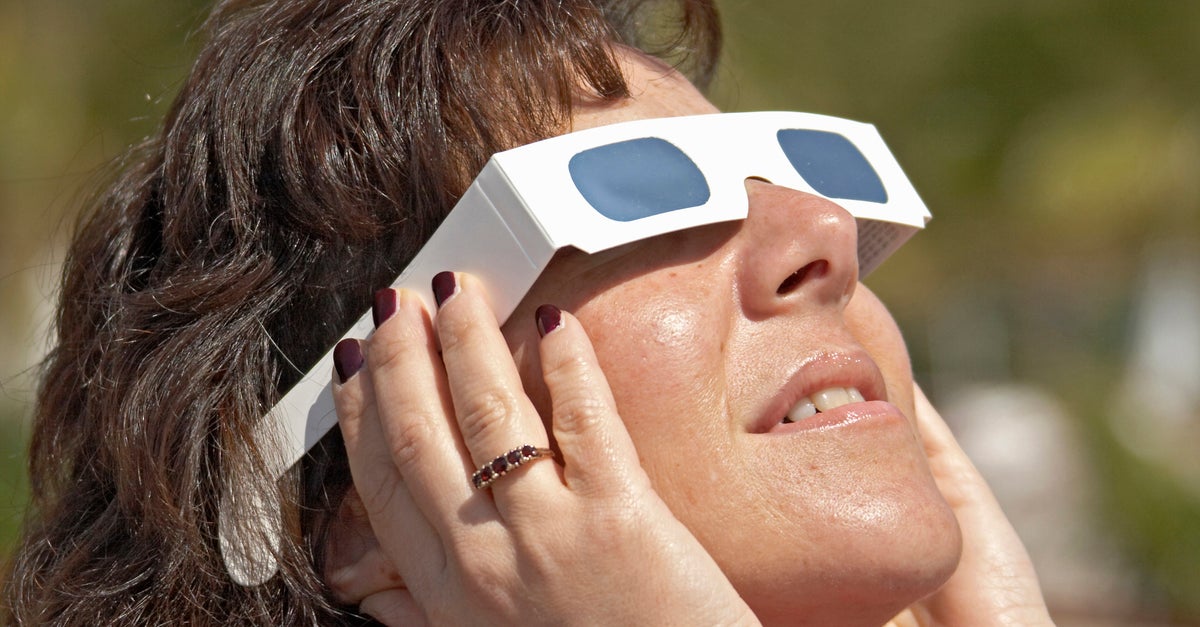 Lunettes à éclipse solaire certifiées sûres