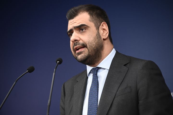 Ο κυβερνητικός εκπρόσωπος, Παύλος Μαρινάκης, στράφηκε κατά της αντιπολίτευσης για την πρόταση δυσπιστίας του ΠΑΣΟΚ και τις δηλώσεις Κασσελάκη