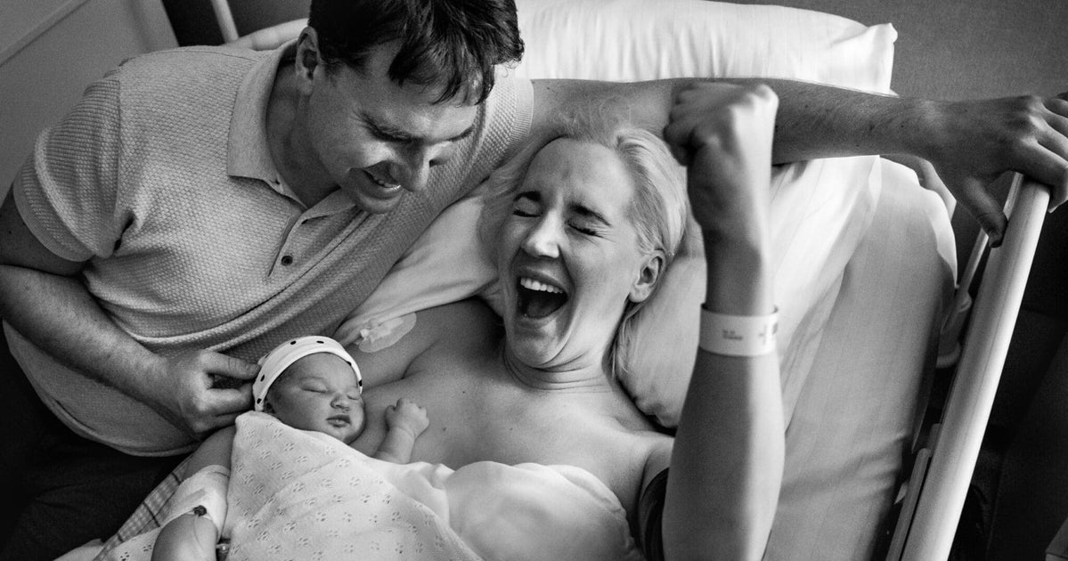 Mother In Labour Powerful Birth Photos Capture The Emotion Of Labor And Delivery ...