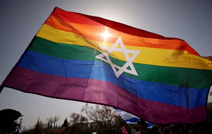 虹色のイスラエル国旗