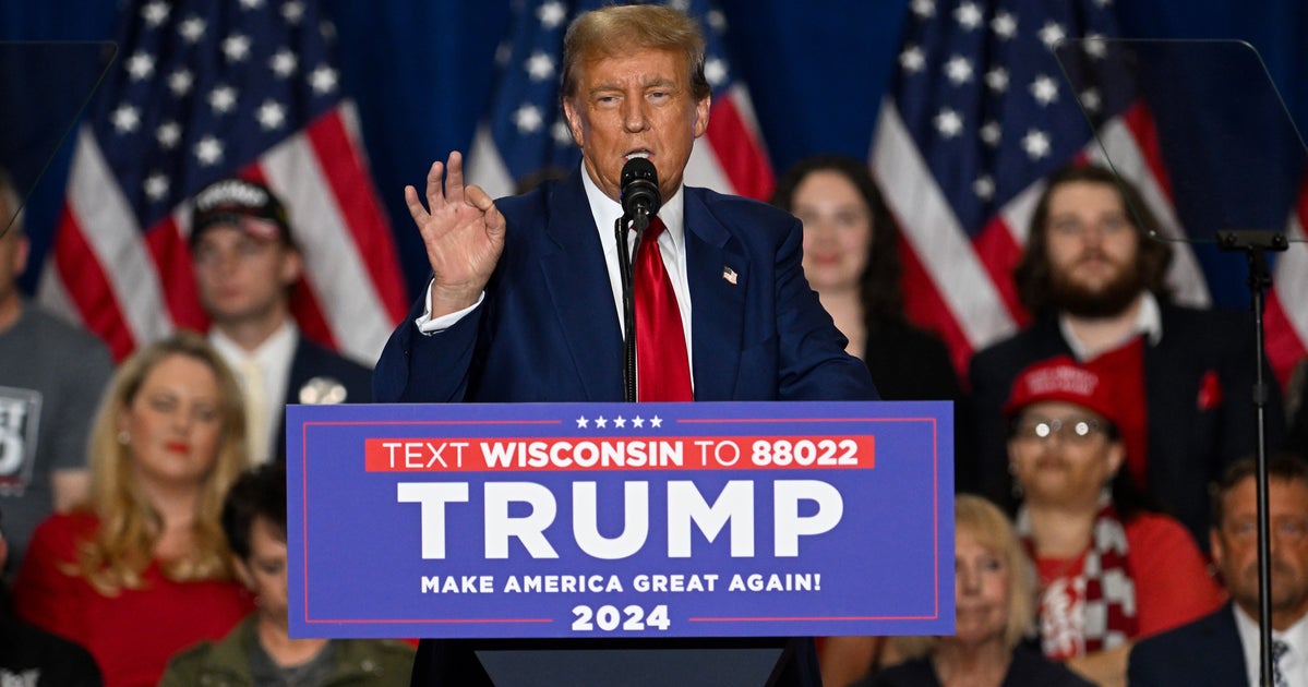 Mockery Floods In After Trump Botches 'We Will Deport You' Threat