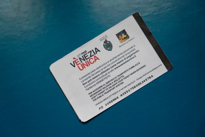 City Pass, Venezia Unica, εισιτήριο για τις δημόσιες συγκοινωνίες με νερό και λεωφορείο, Βενετία, Βένετο, Ιταλία.