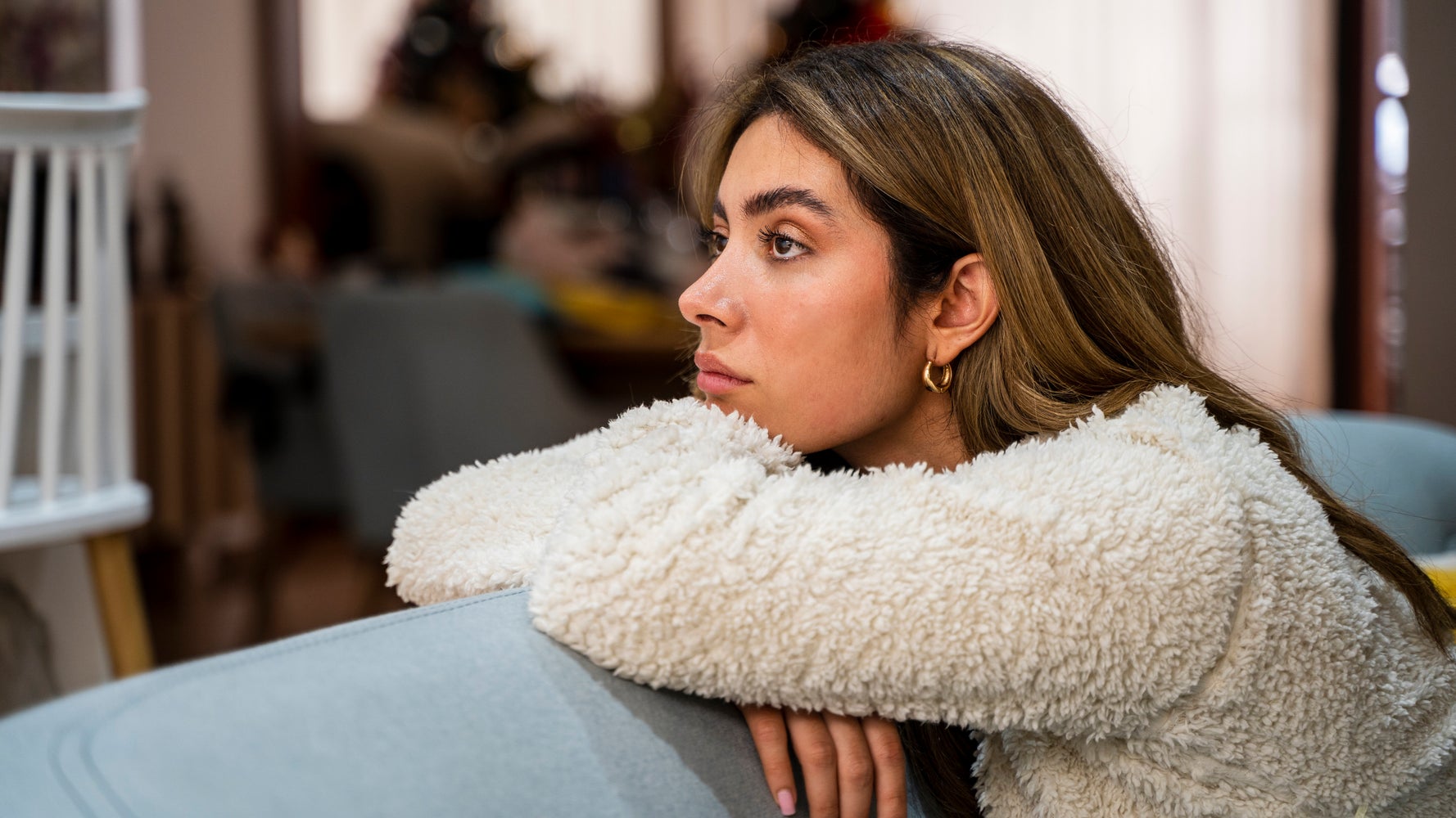 The 1 Thing Therapists Say Harms Eldest Daughters' Happiness The Most