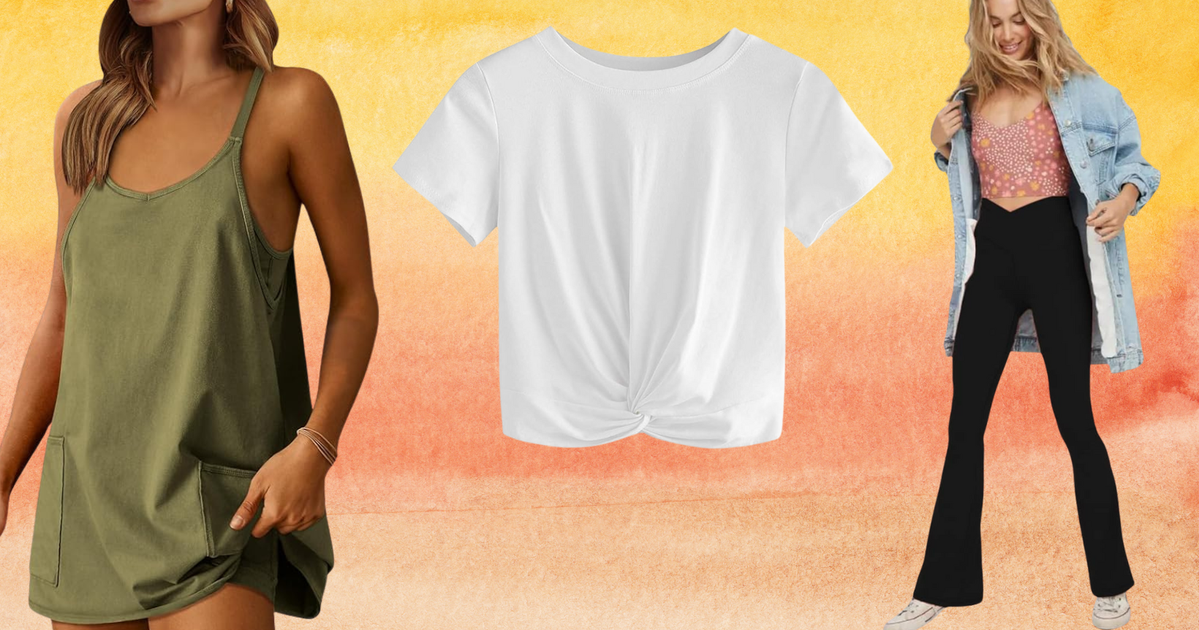 NextImg:27 Comfortable Pieces Of Clothing From Amazon To Lounge In All Week