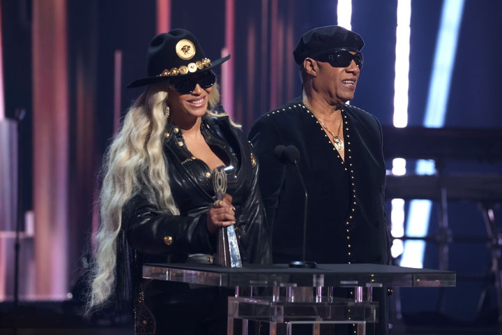 Beyoncé and Stevie Wonder onstage during the 2024 iHeartRadio Music Awards