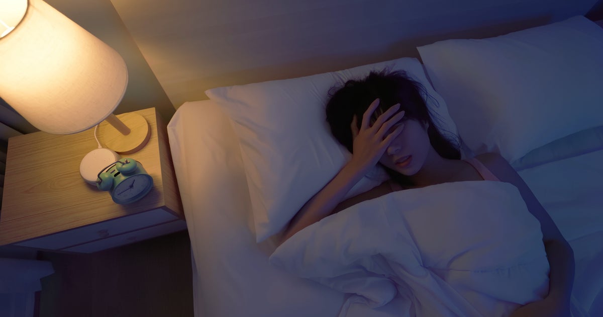 The Frustrating But Obvious Reason Why You Stop Feeling Sleepy The Moment You Get Into Bed - Vimarsana News