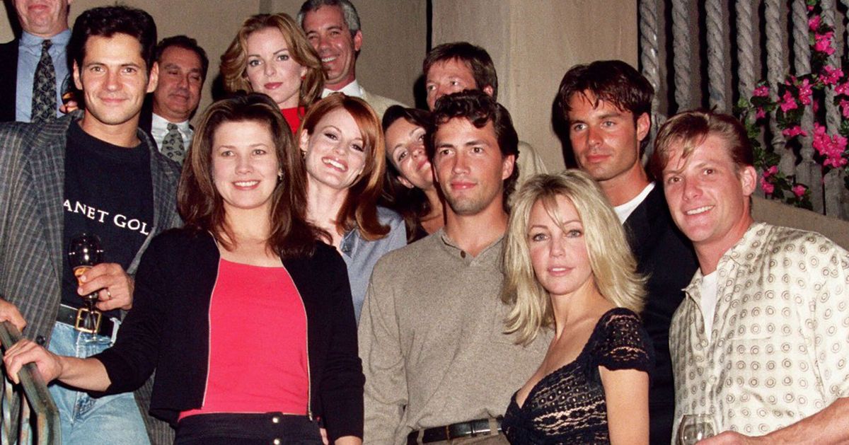 A 'Melrose Place' Reboot Is Coming — And 3 Original Cast Members Are On Board