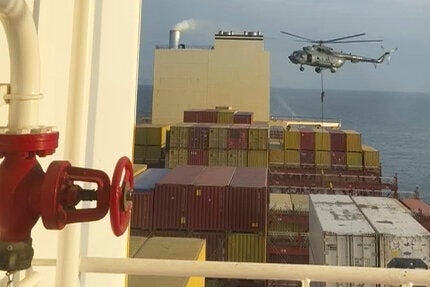   Ιράν: Οι Φρουροί της Επανάστασης κατέλαβαν πλοίο που «συνδέεται με το Ισραήλ» .