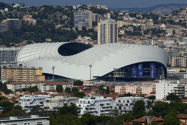 Το εντυπωσιακό Stade Velodrome στη Μασσαλία.