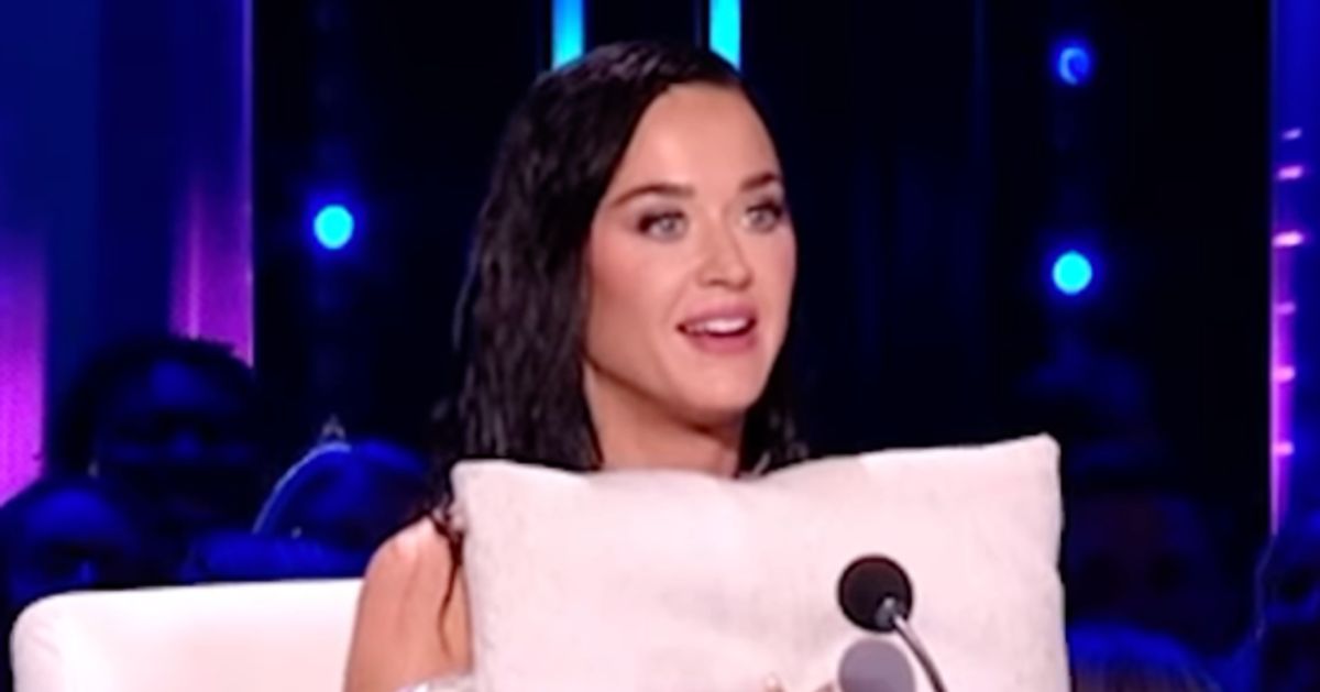 Katy Perry Has Wardrobe Malfunction And Some 'American Idol' Viewers Get Mad