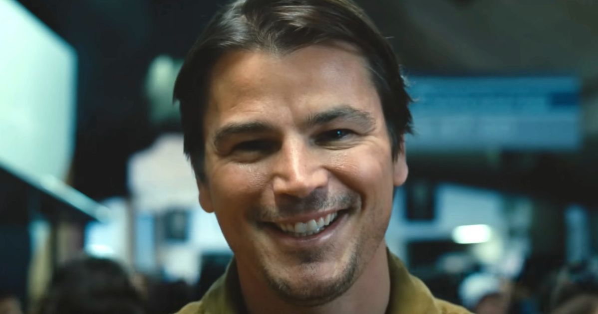 Fans Are Thirsting For Josh Hartnett After Seeing His Creepy New Role In 'Trap' Trailer