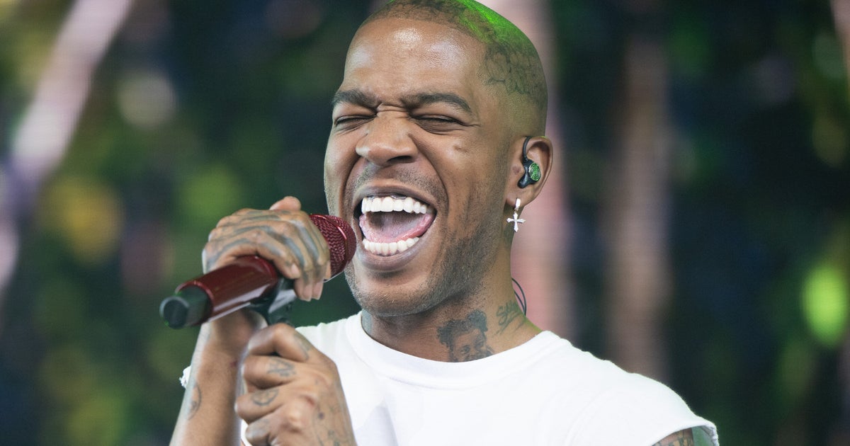 Kid Cudi Breaks Foot After Jumping Off Stage At Coachella