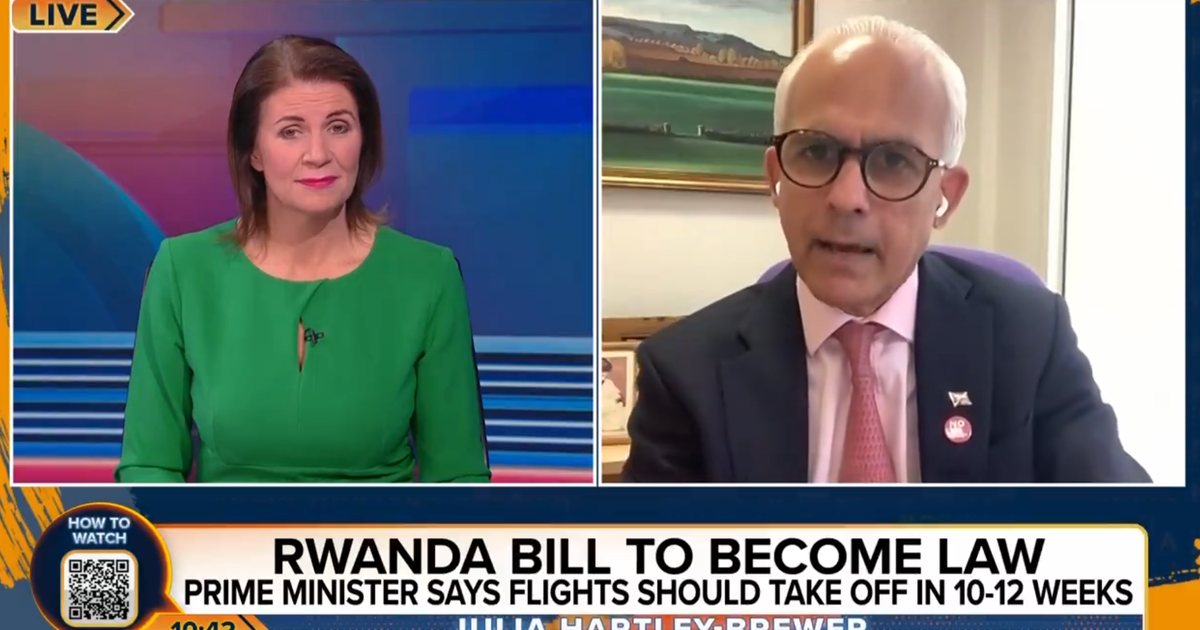 Reform UK Chief Suggests Migrants Drowning In The Channel Should 'Suffer The Consequences' - Vimarsana News