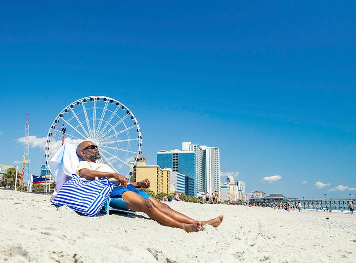 6 Ways Busy People Can Unplug And Unwind For A Stress-Free Beach Vacation 3 6629577f2300003700bc45b2