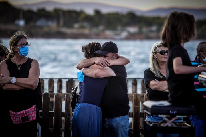 Από επιμνημόσυνη δέηση για τα θύματα της πυρκαγιάς στο Μάτι (Ιούλιος 2021)