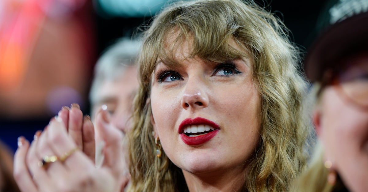 How On Earth Has Taylor Swift Not Changed This 1 Lyric?