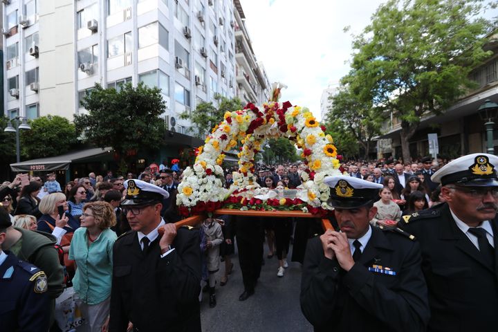 Περιφορά Επιταφίου του Αγίου Μηνά στη Θεσσαλονίκη. Μεγάλη Παρασκευή 3 Μαϊου 2024 (ΒΑΣΙΛΗΣ ΒΕΡΒΕΡΙΔΗΣ / MOTION TEAM)