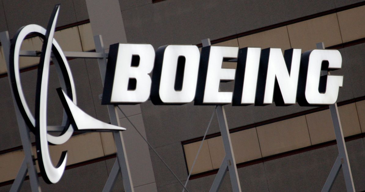 Boeing Locks Out Its Firefighters In Labor Dispute