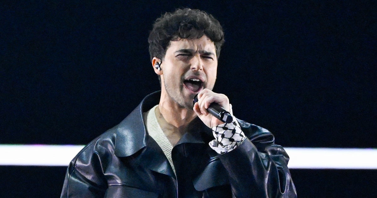 Eurovision Bosses Rebuke Guest Singer For Wearing Palestinian Garment ...