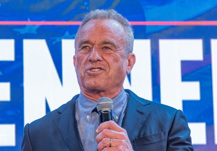Independent presidential candidate Robert F. Kennedy Jr. announced that only he can defeat Donald Trump in the general election in November and demanded that President Joe Biden step aside.