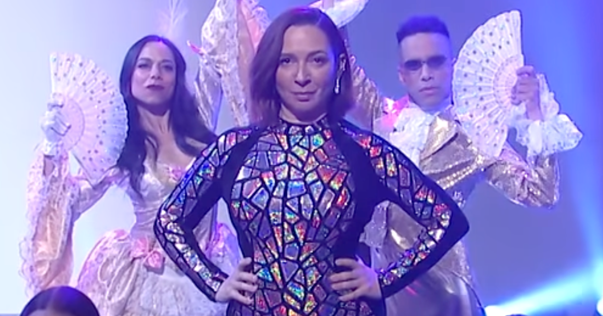 Monologues Rudolph Maya Rudolph Owns Her 'Mother' Status By Bringing House Down In 'SNL ...