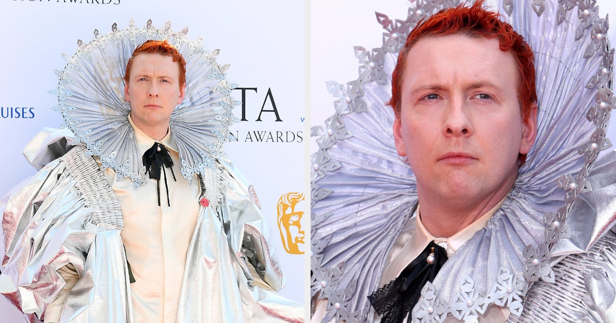 ジョー・ライセットのTV Baftasレッドカーペットルックは本当に注目を集めた