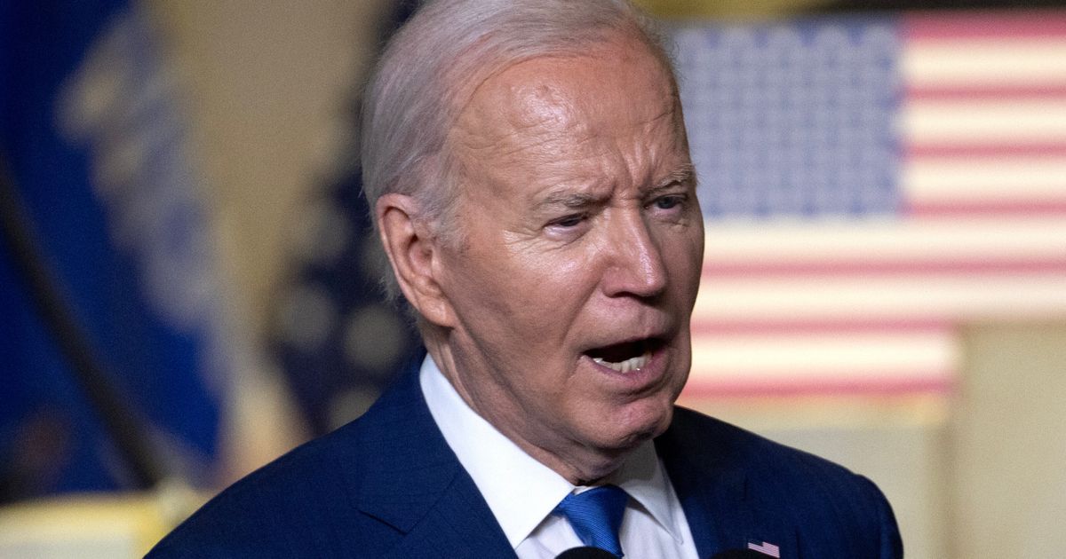 Longtime Clinton Adviser Sounds The Alarm With ‘Biden Is Doing It All Wrong’ Essay