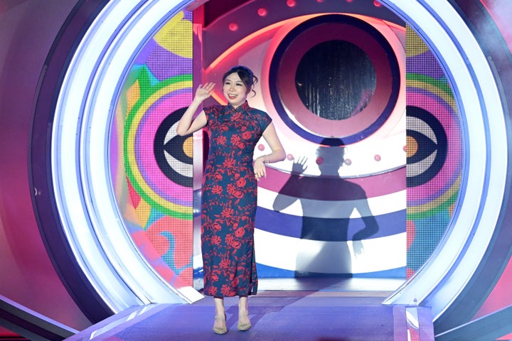 Yinrun leaving the Big Brother house in November 2023