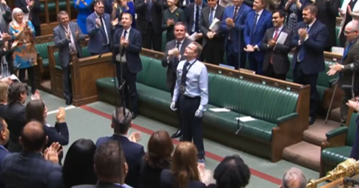 Tory MP Receives Ovation After Sepsis Amputation | HuffPost UK Politics - Vimarsana News