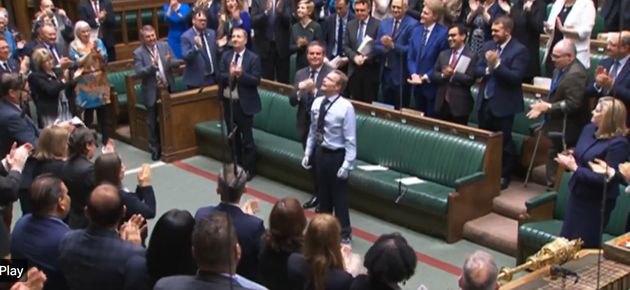 Tory MP Who Lost His Hands And Feet To Sepsis Receives Ovation As He Returns To Commons